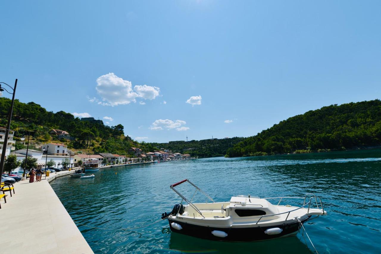 Apartment Niksa Novigrad  Esterno foto