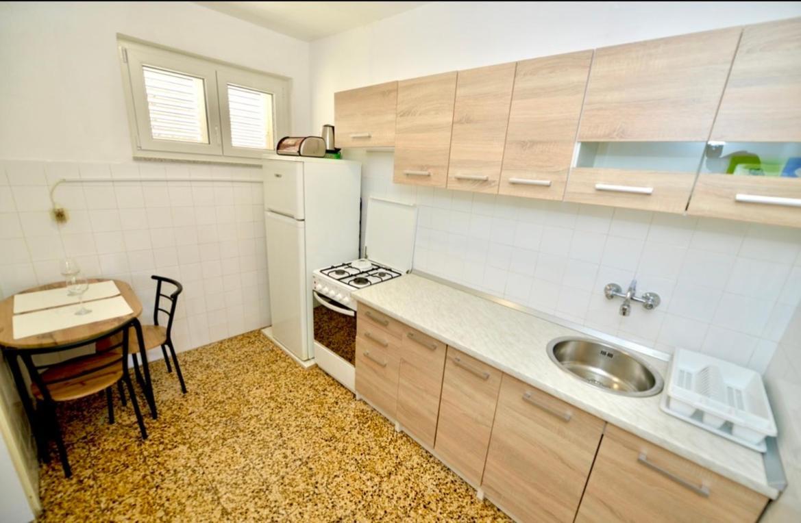Apartment Niksa Novigrad  Esterno foto