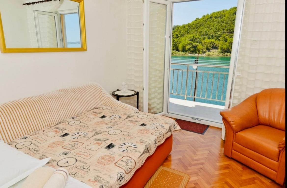 Apartment Niksa Novigrad  Esterno foto